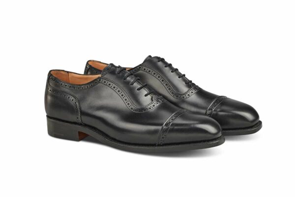 Belgrave Toecap Oxford Town Shoe Black Leather | Tricker's